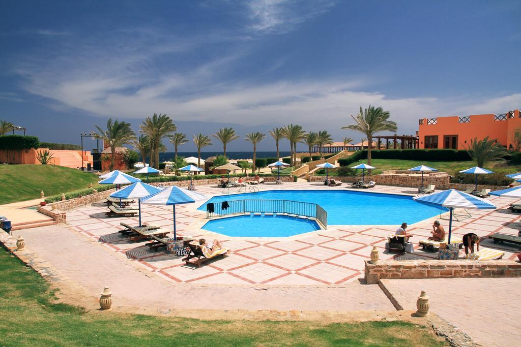 Solymar Reef Marsa Hotel Coraya Bay Exterior photo